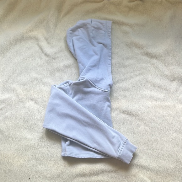 Lululemon Women’s Cropped Hoodie in frost blue - Picture 4 of 5